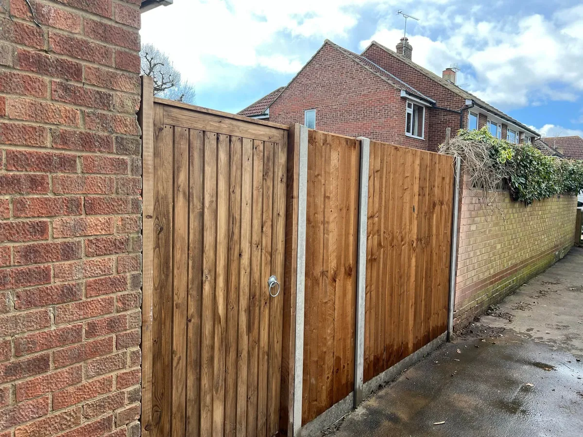 Fencing & Gates 4