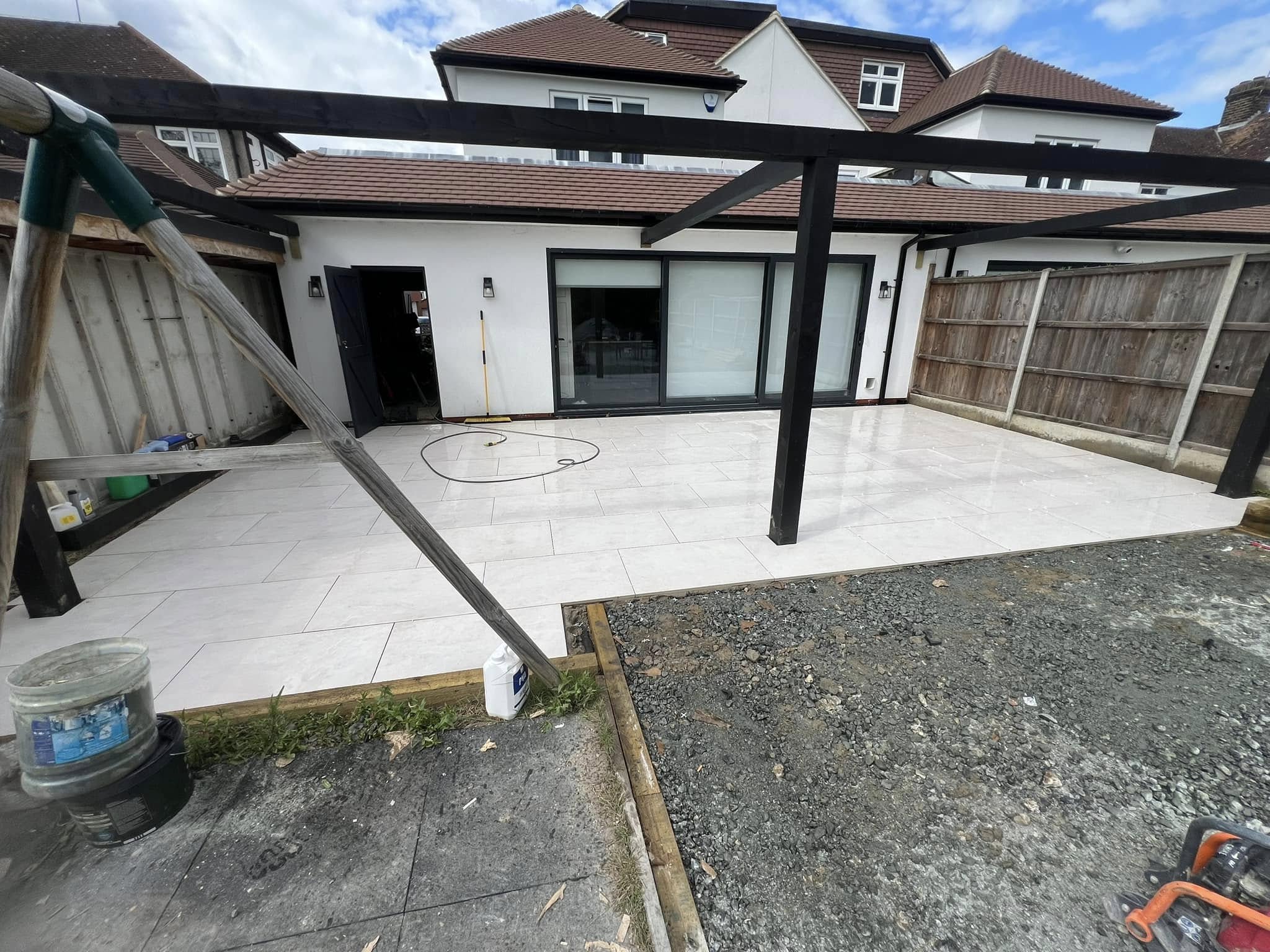 Your Questions Answered: The Complete Guide to Outdoor Construction in Kent